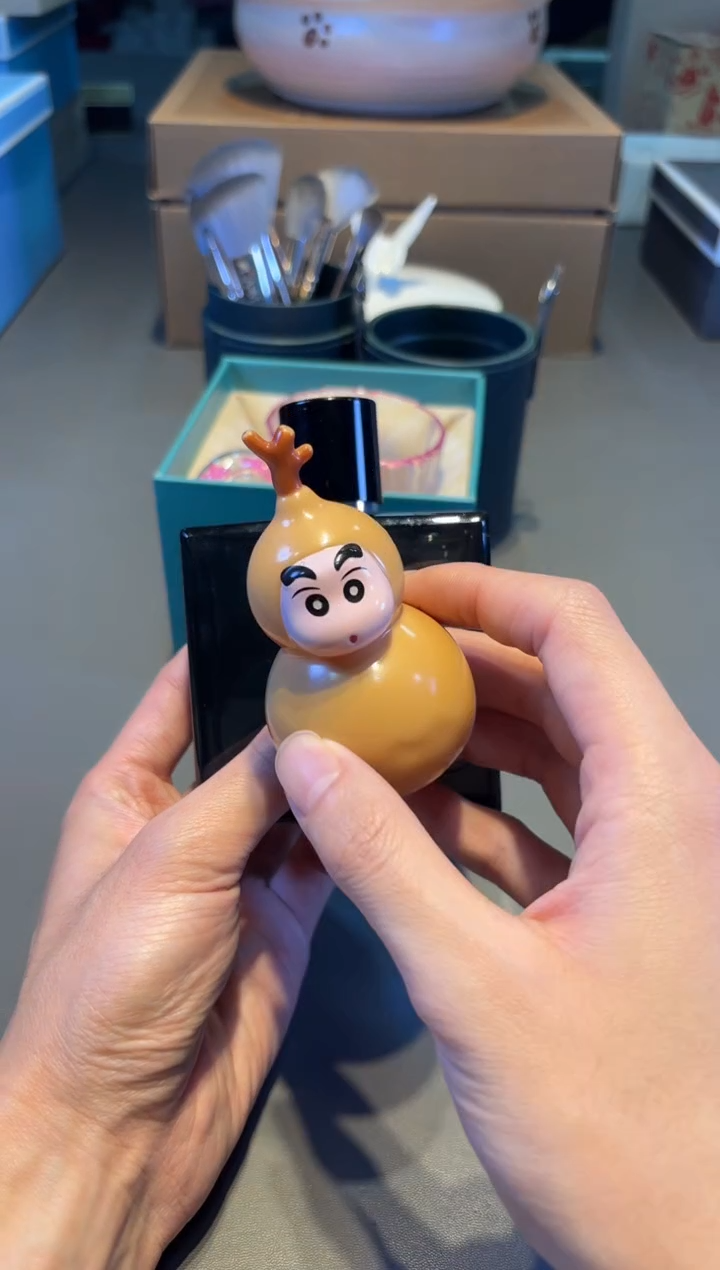 蔚蓝 小新全球仓小新全球仓小新全球仓