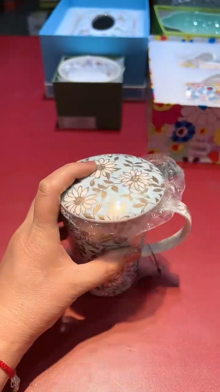 【闪购商品】瓷片锅碗瓢盆一件不剩