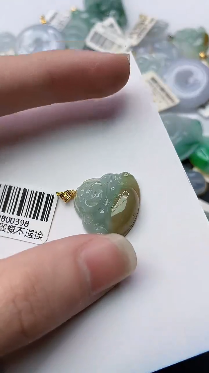 【闪购商品】翡翠颈饰18K金镶嵌22........