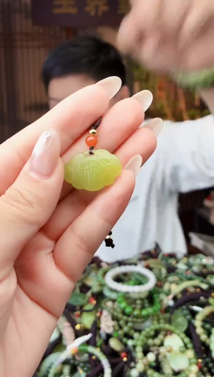 颈饰未镶嵌和田玉多样性发货拍一发一