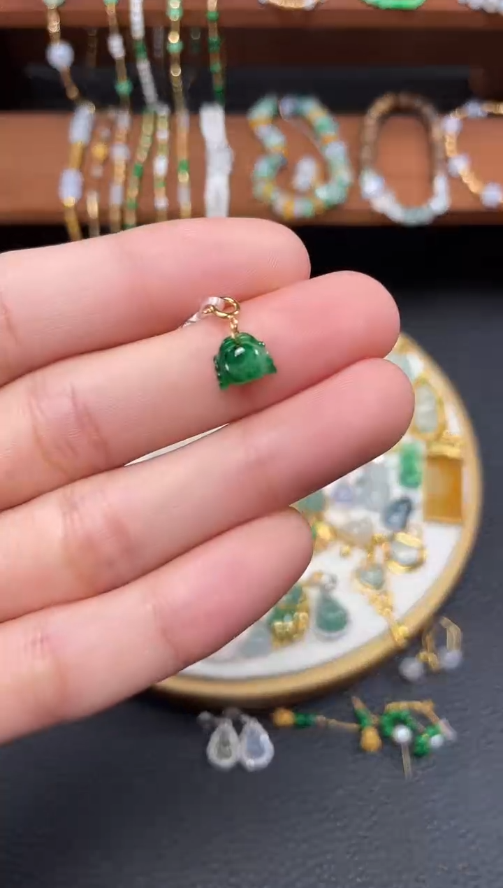 【闪购商品】翡翠吊坠(不含链)18K金镶嵌一个   JK108