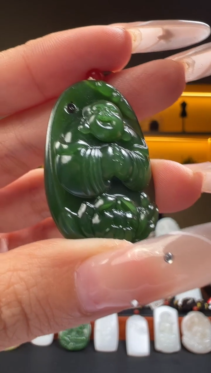 颈饰未镶嵌和田玉1