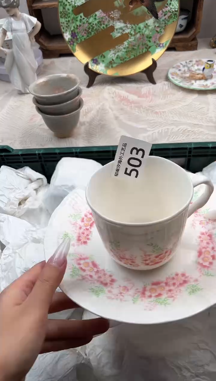 青****猫J          503