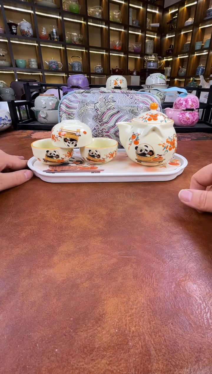 瓷片新款熊猫宝瓶旅行套装+熊猫盘
