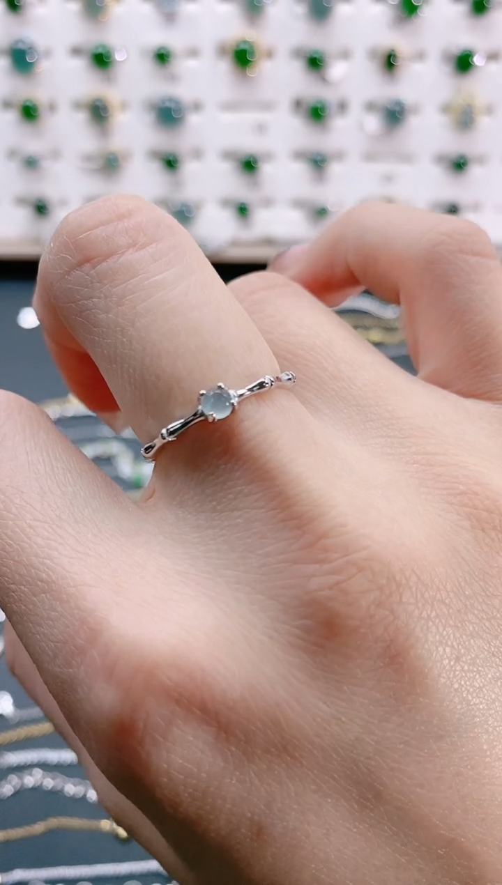 【闪购商品】翡翠戒指银S925镶嵌天然翡翠