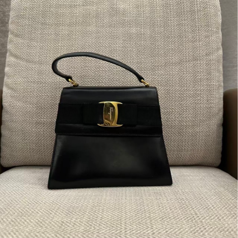 95新 FERRAGAMO/菲拉格慕 乱乱子中古/女士/手提包/120193
