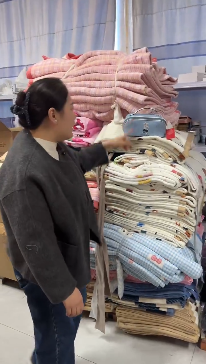织物琪老板女包超好看商品图片下单