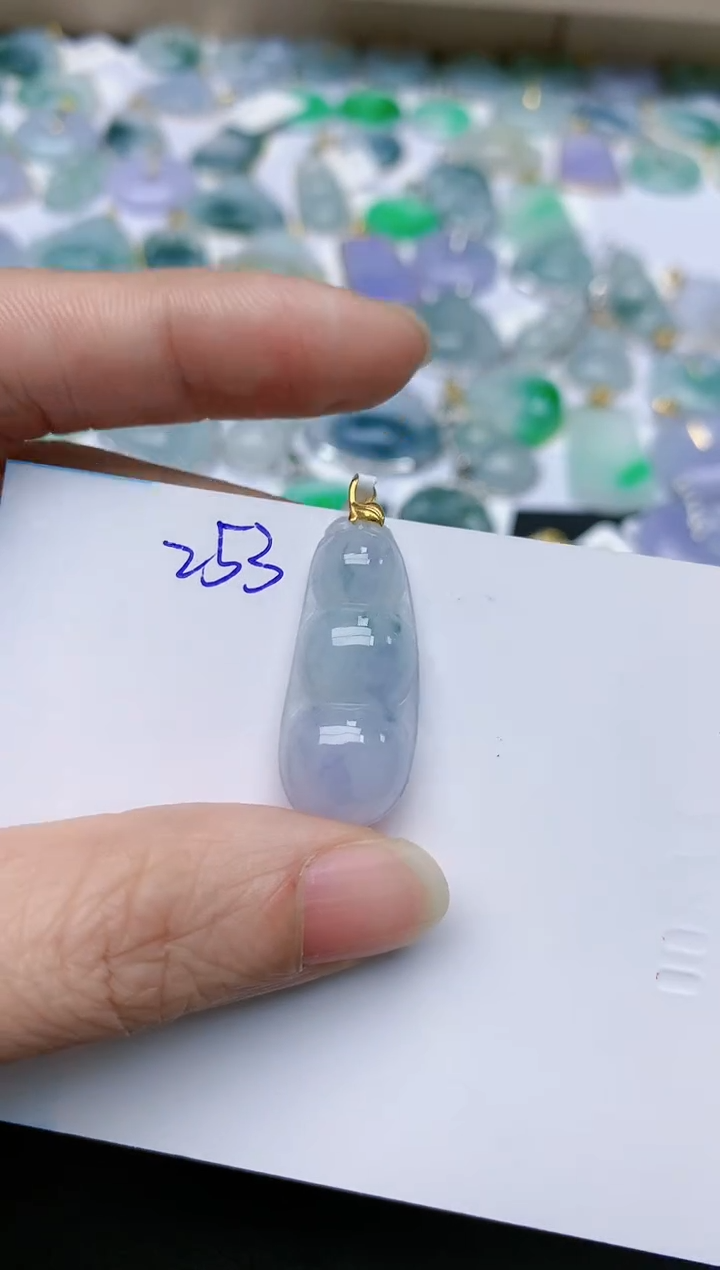 【闪购商品】翡翠颈饰18K金镶嵌天然翡翠A货    