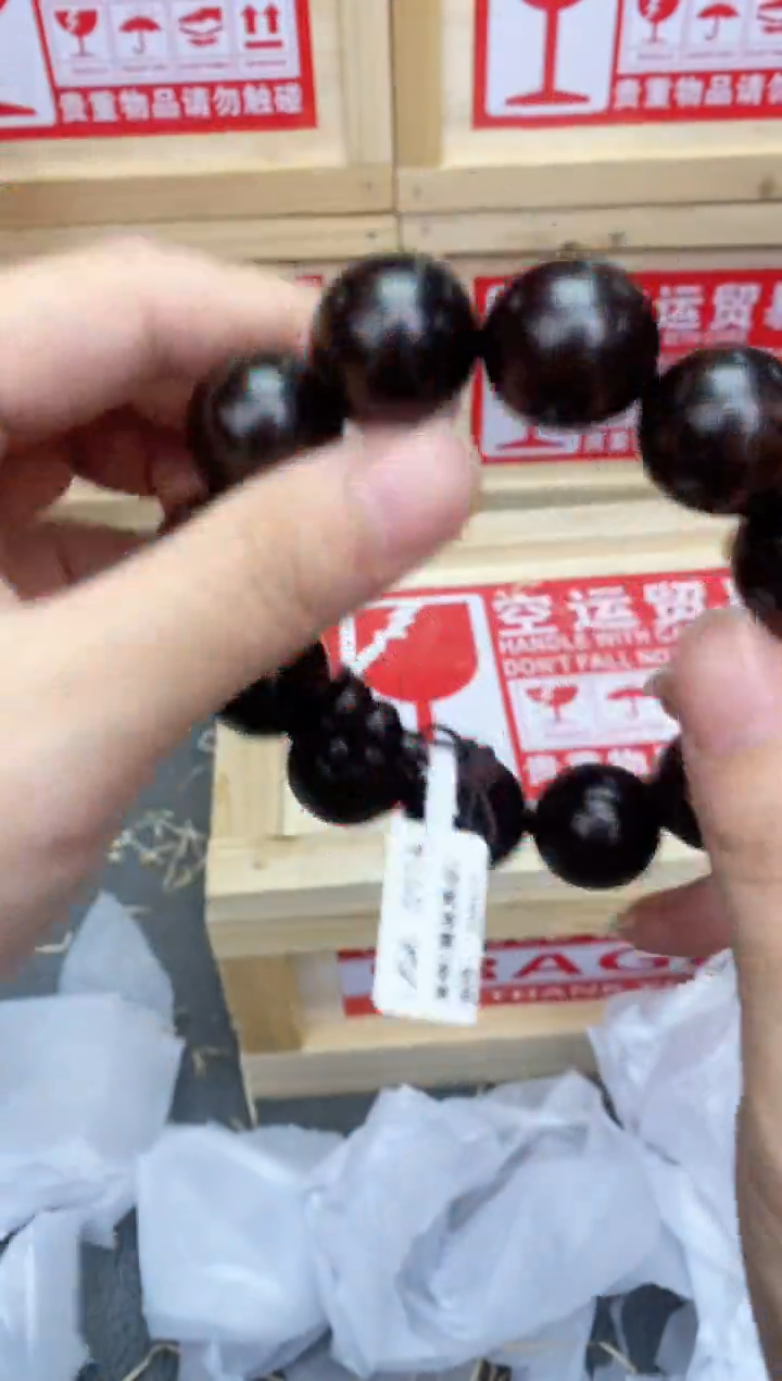 精选闪购手串搭配无礼盒