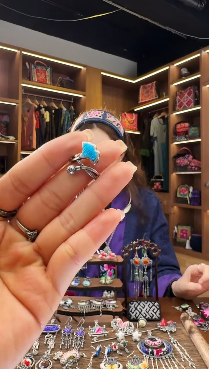 【闪购商品】织绣37黔东南苗族刺绣