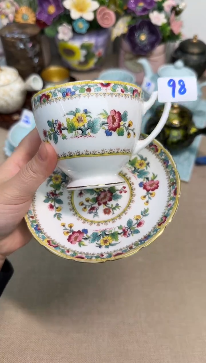 瓷片泡泡家的瓷器真好看