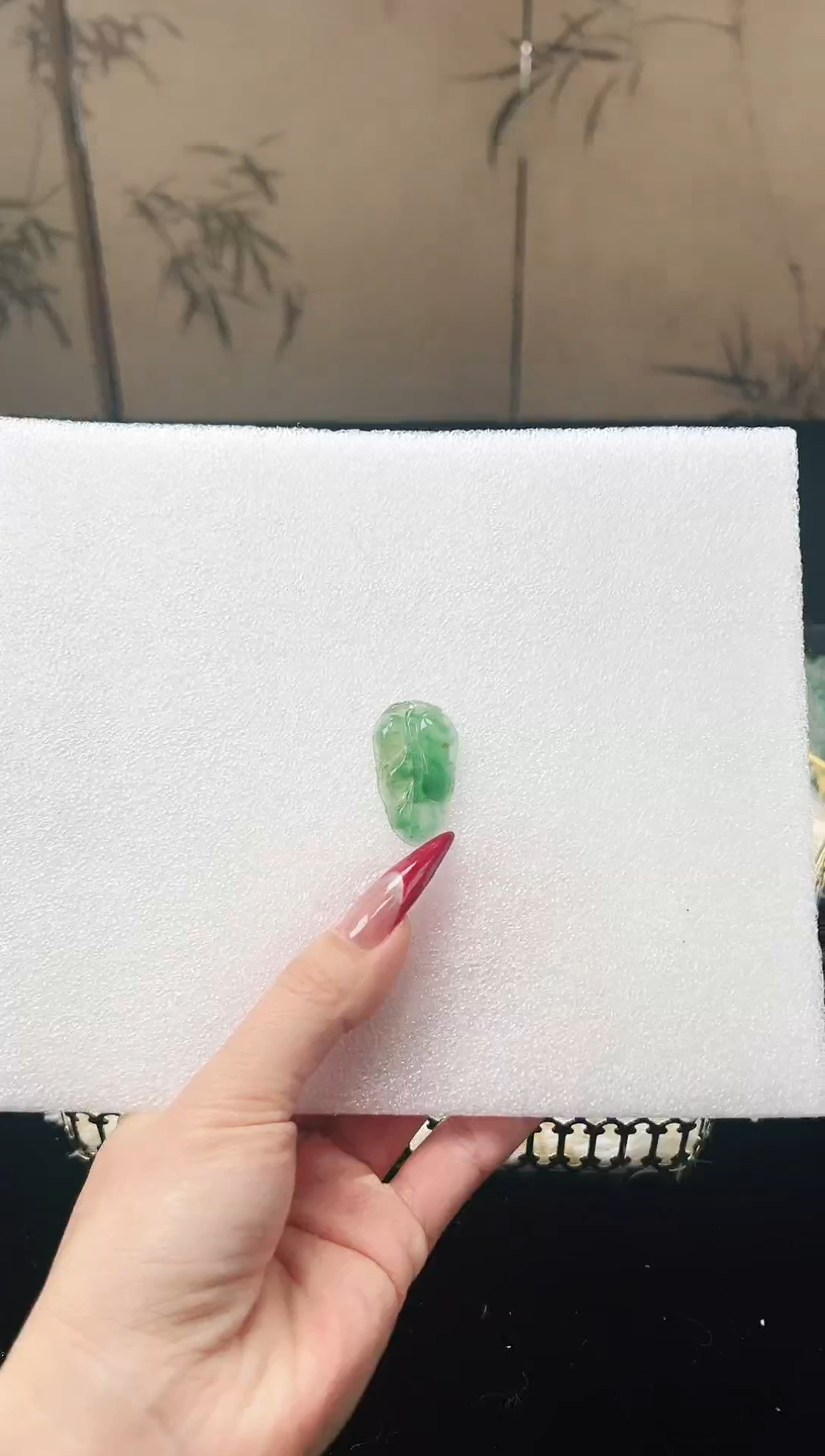 【闪购商品】石英质玉吊坠(不含链)未镶嵌天然非洲翠叶子吊坠