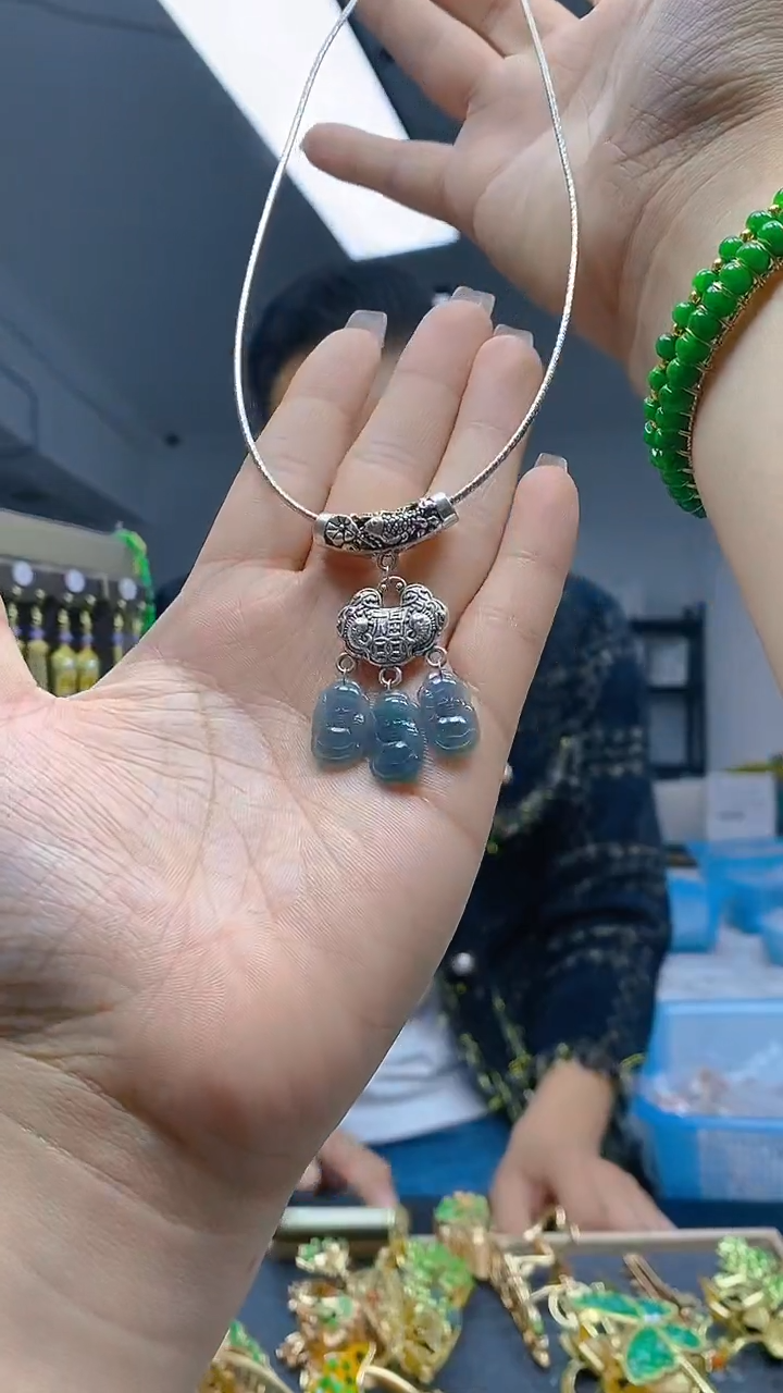 【闪购商品】翡翠耳饰银S925镶嵌298翡翠锁骨链