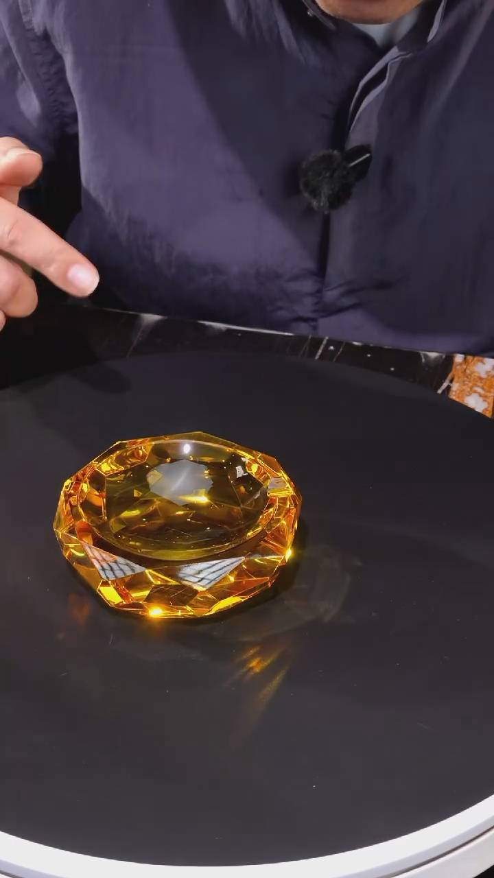 摆件0401024-1琥珀金小烟灰缸