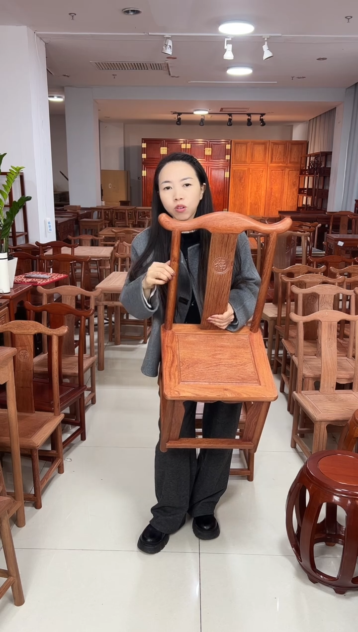 花梨木类端景台枫*?一对打蜡小巴花小官帽椅34