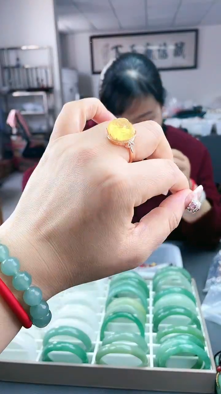【闪购商品】黄晶花开富贵戒指合金黄