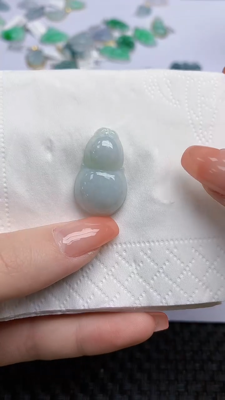 【闪购商品】翡翠颈饰未镶嵌天然翡翠A货