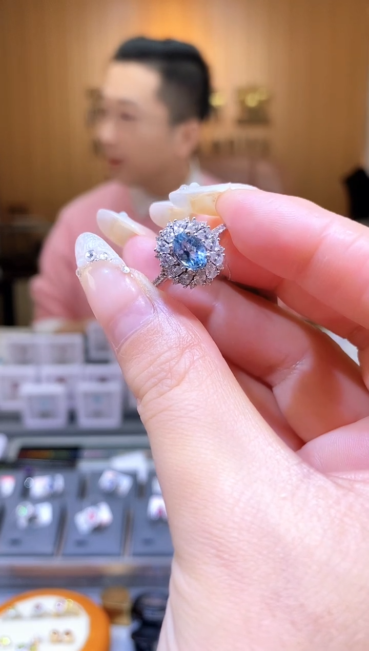 【闪购商品】海蓝宝石戒指银S925镶嵌天然超圣海蓝宝戒指