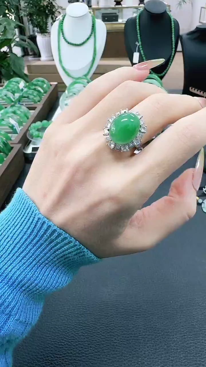 未镶嵌1石英质玉（非洲翠）/0055