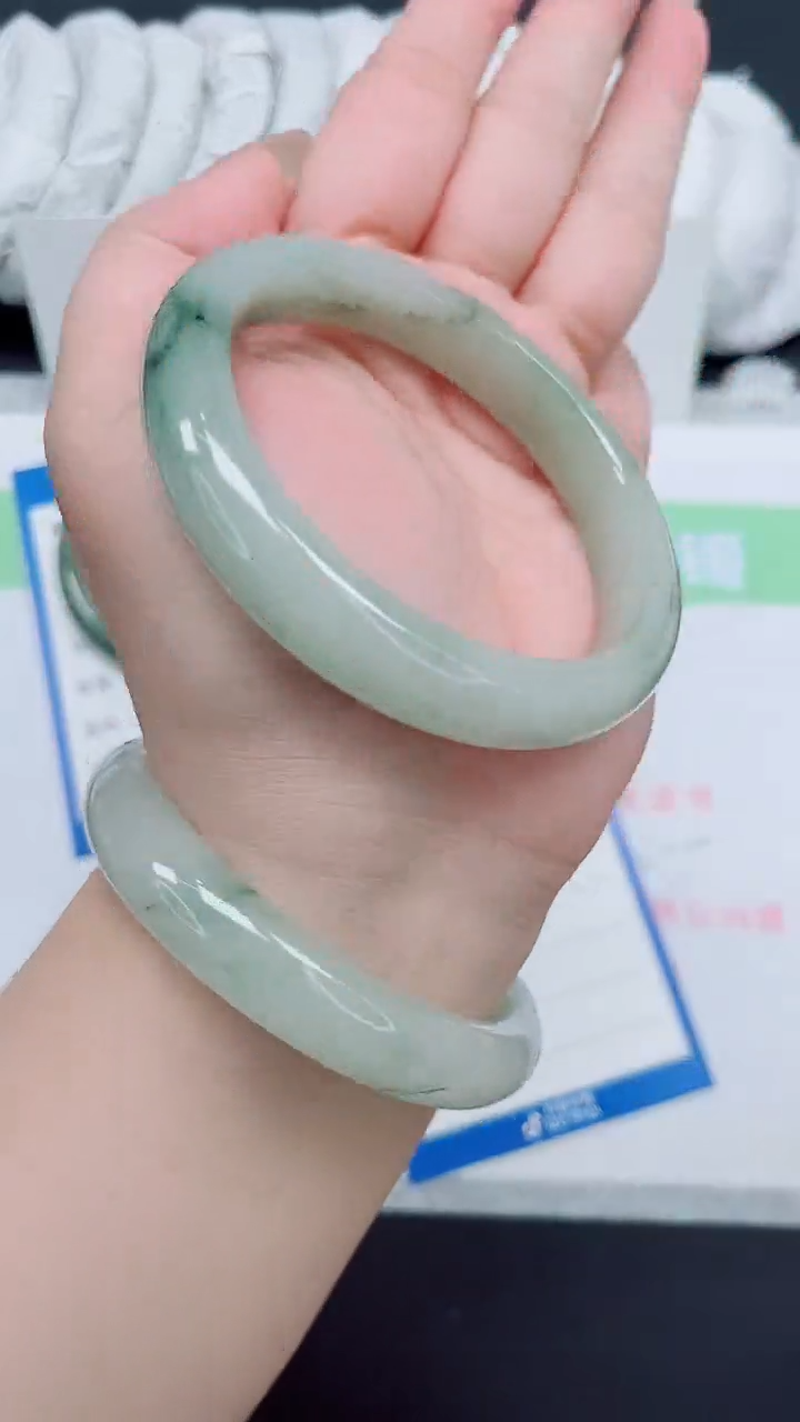 石英质玉手镯未镶嵌017-圈口：62.6