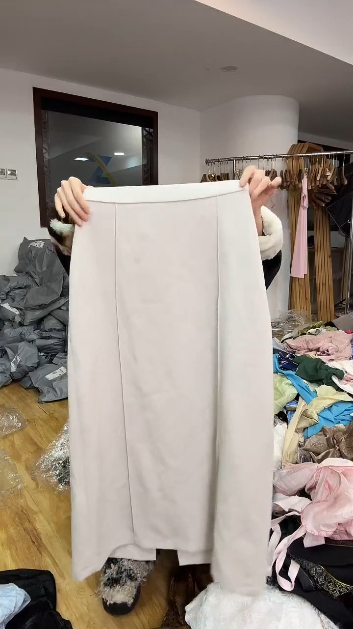 M码      110斤   半裙