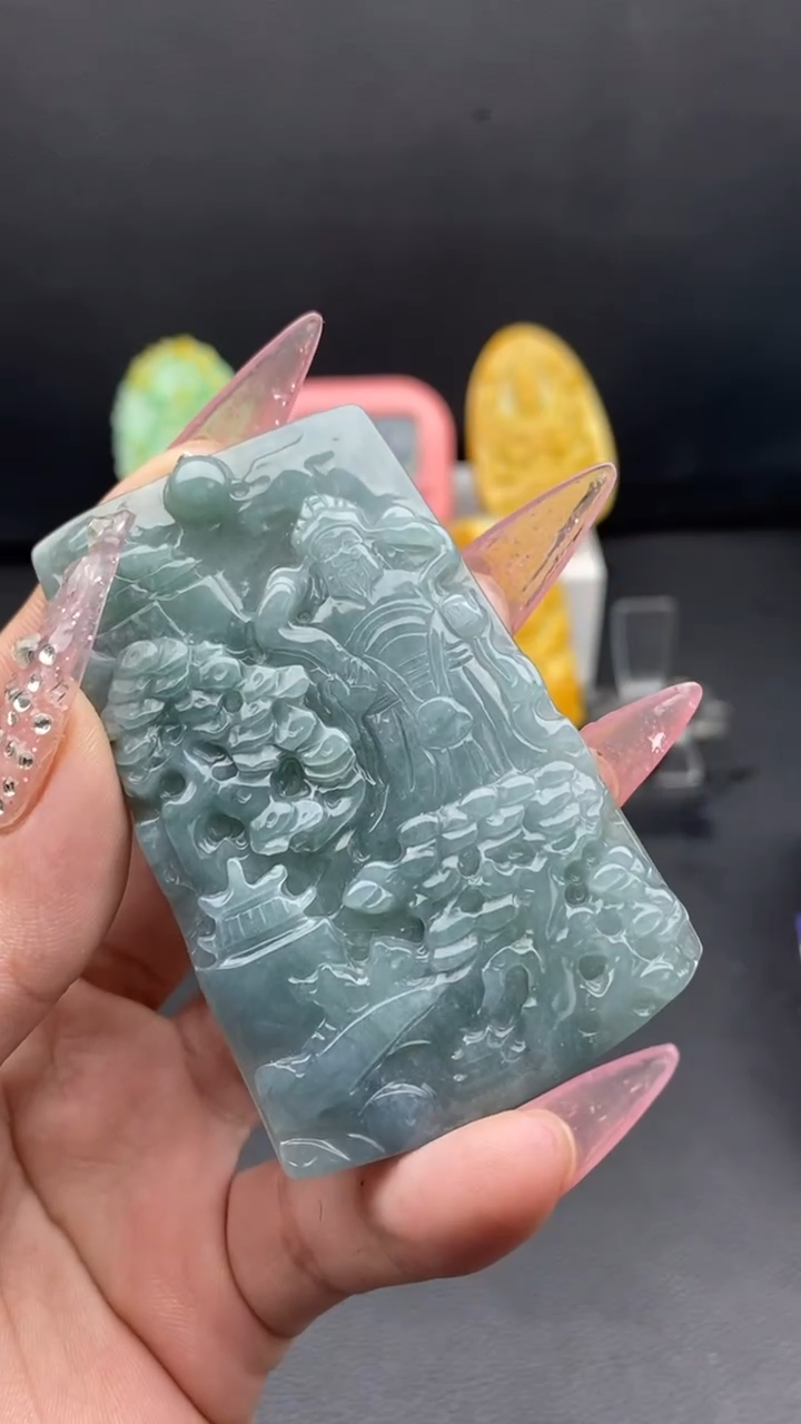 定制翡翠未镶嵌挂件