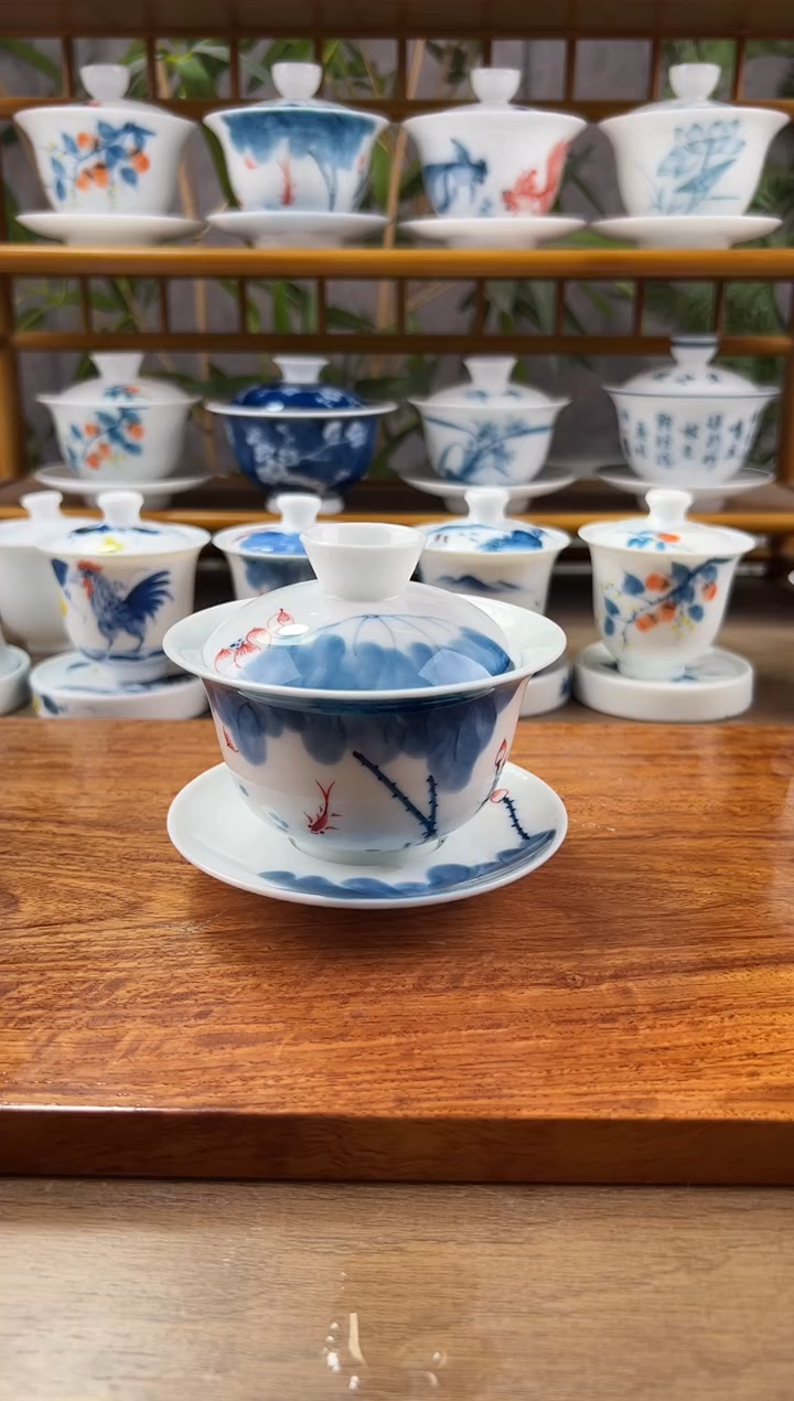 【闪购商品】微瑕线条莲180ml三才盖碗