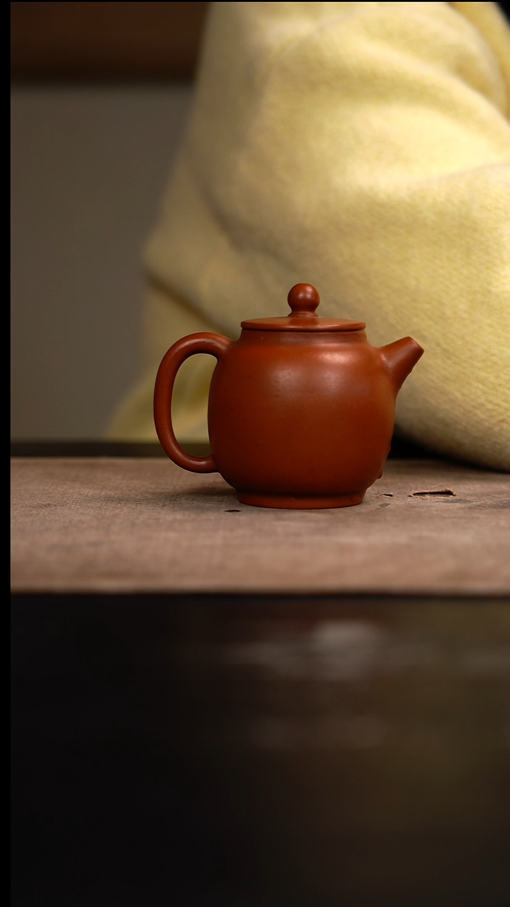 【闪购商品】紫砂茶壶巨轮珠红泥