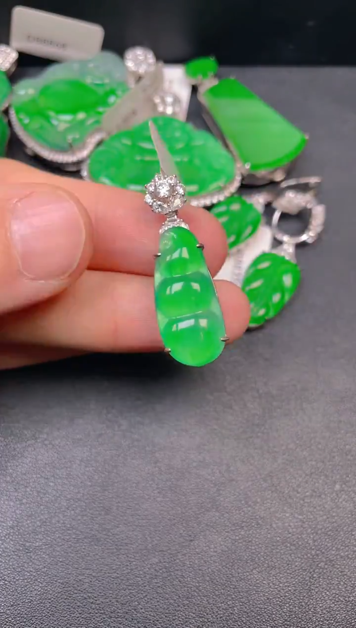 银S925镶嵌挂件翡翠吊坠