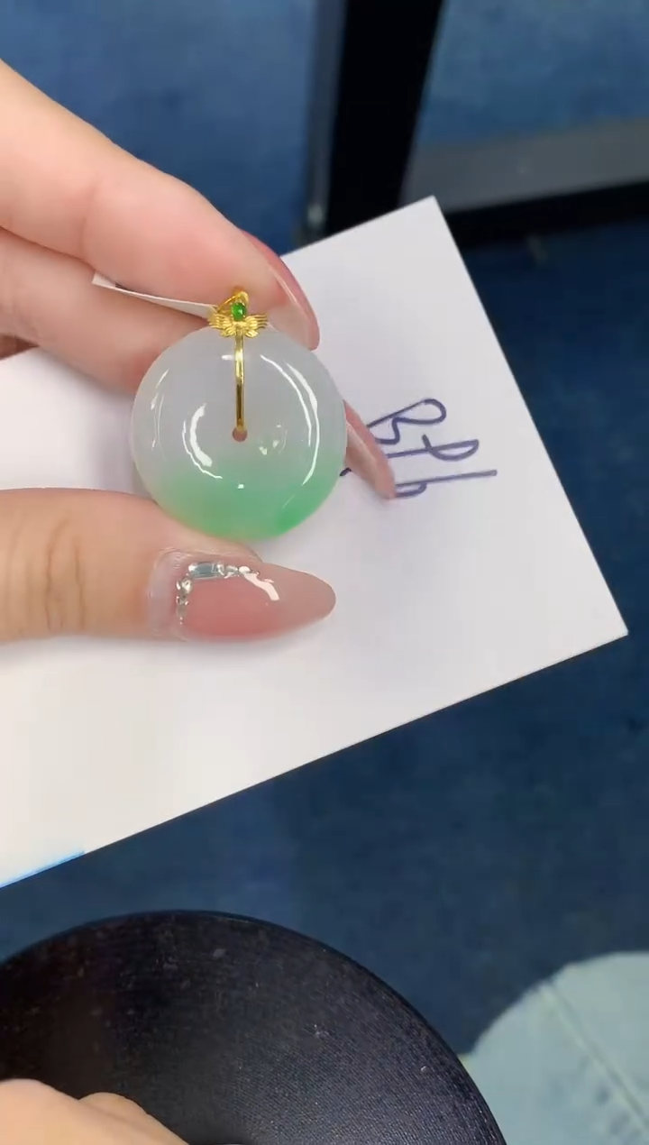 【闪购商品】翡翠颈饰18K金镶嵌000000000