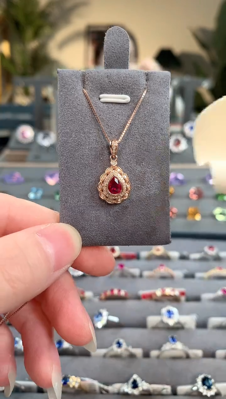【闪购商品】红宝石吊坠(不含链)18K金镶嵌红宝石