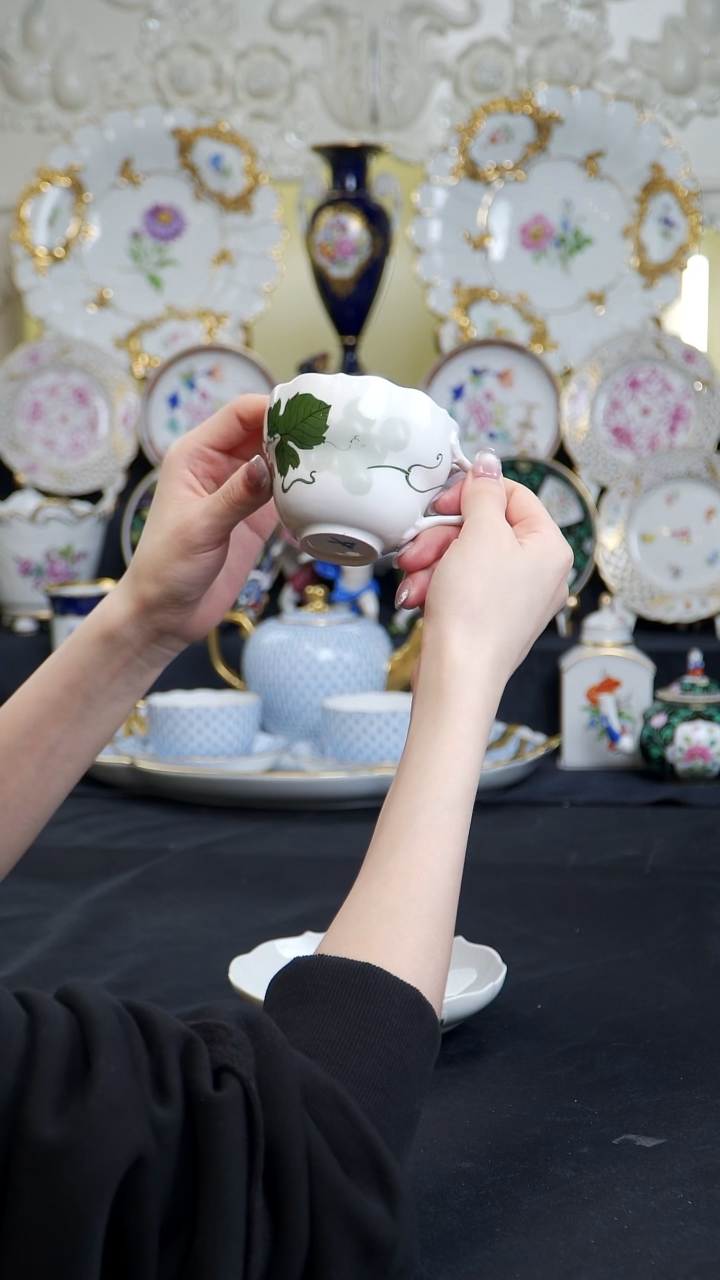 骨瓷婷婷中古器物如图所示3