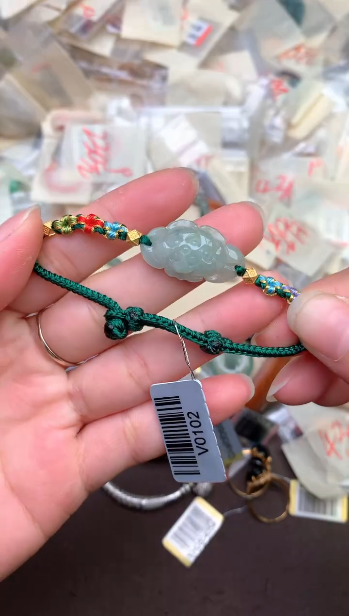 翡翠挂件未镶嵌一