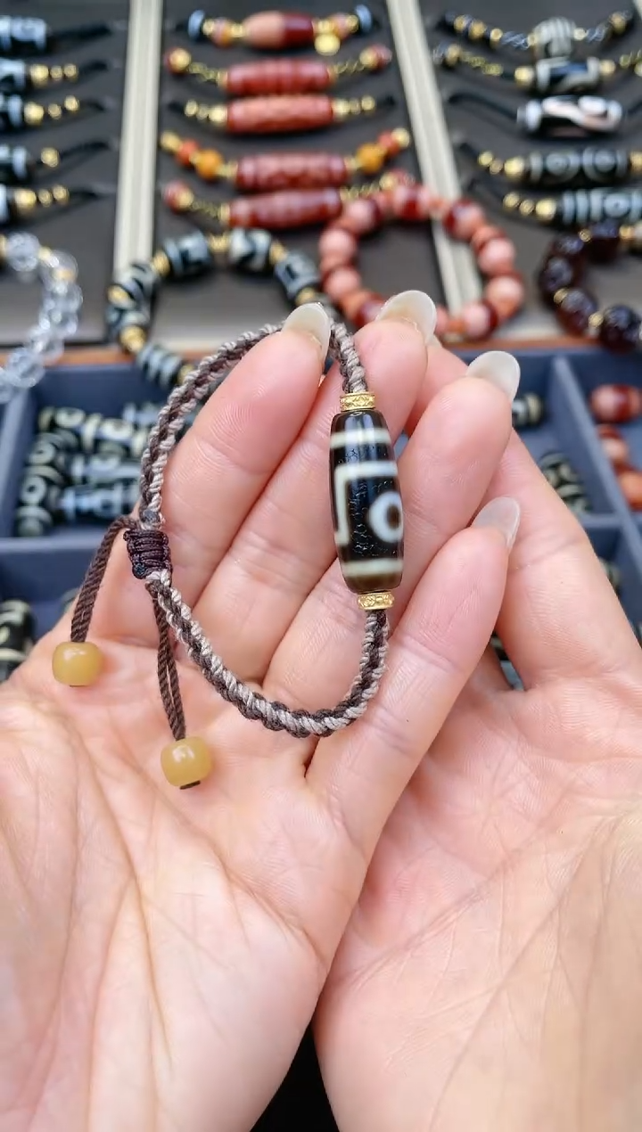 【闪购商品】玛瑙/玉髓手链未镶嵌精品上肯牙黄二眼手链