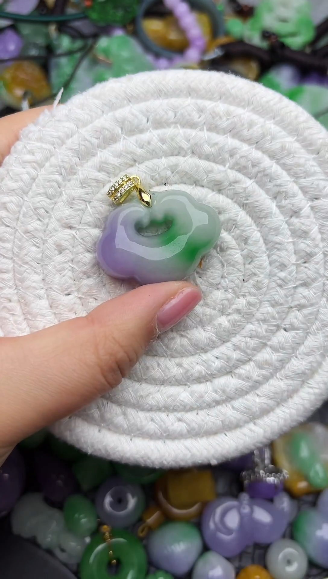 颈饰未镶嵌翡翠缅甸翡翠吊坠