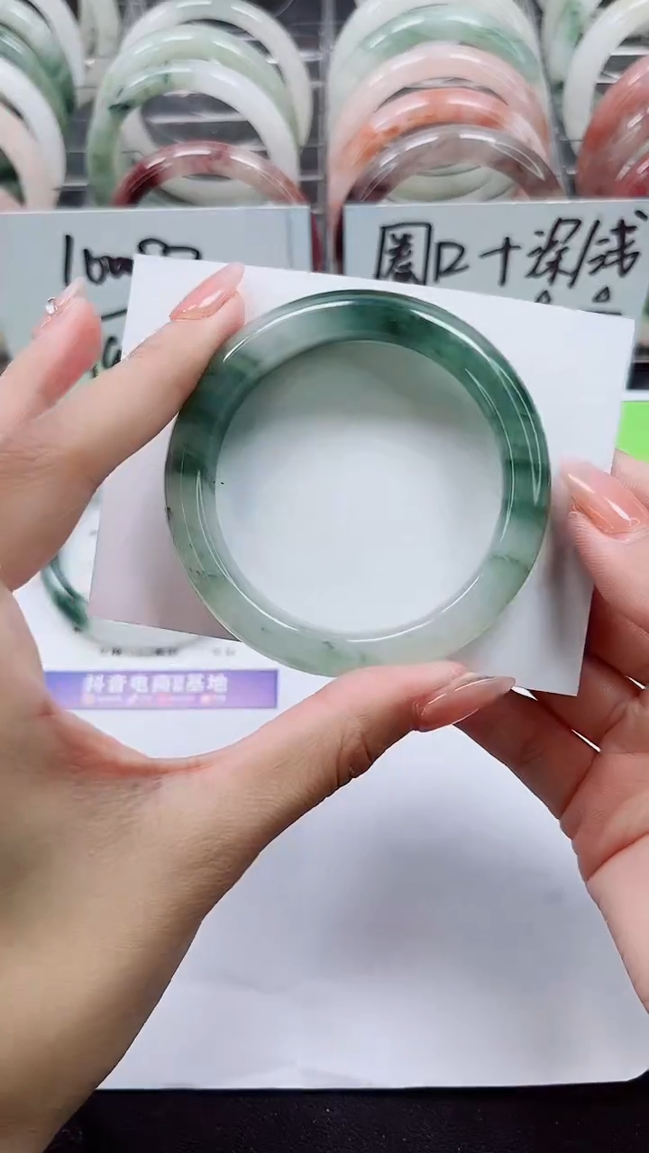【闪购商品】石英质玉手镯未镶嵌A45-52/53
