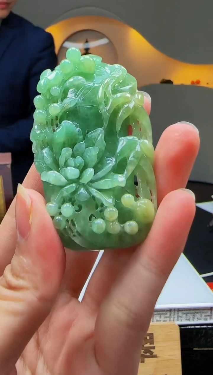 【闪购商品】定制翡翠未镶嵌Q03781翡翠毛货