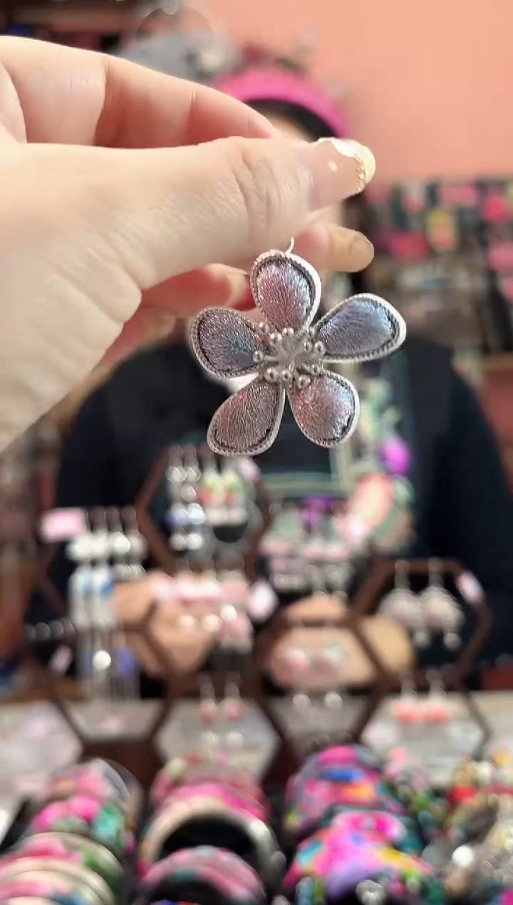 艺枝独绣手工饰品50