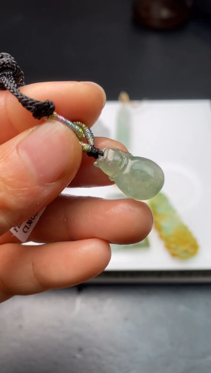 【闪购商品】定制翡翠未镶嵌翡翠毛货~