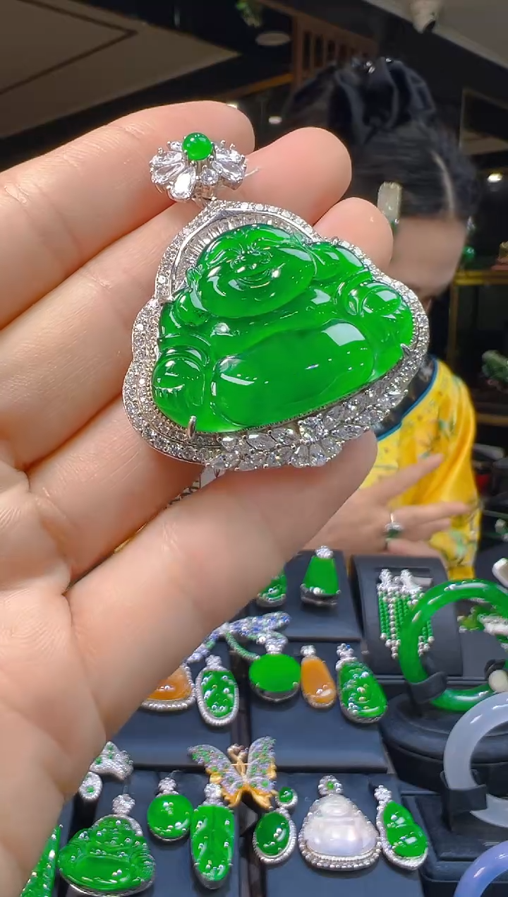 吊坠(赠链)银S925镶嵌翡翠007(多样性发货发其一)