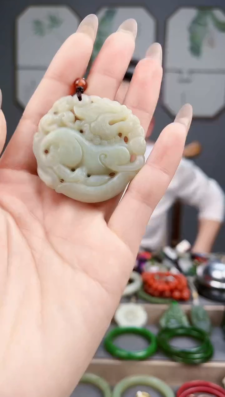 【闪购商品】和田玉颈饰未镶嵌AA多样性发货 拍一发一