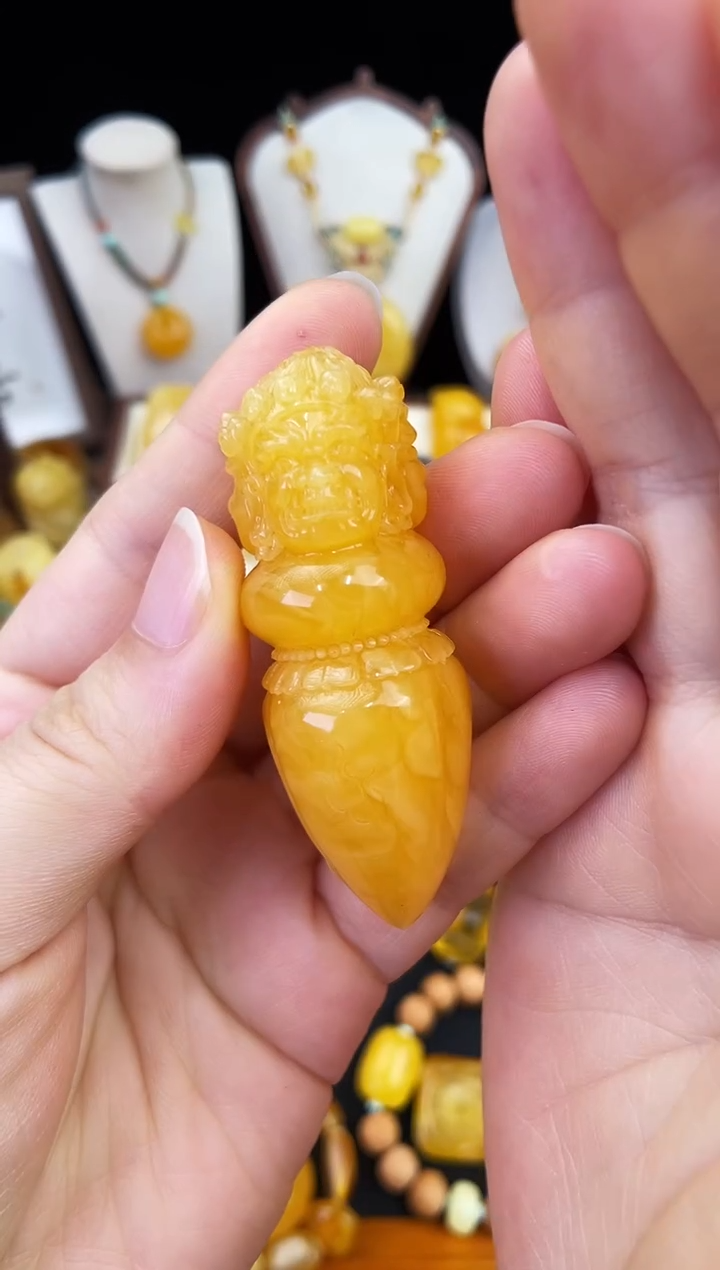 琥珀未镶嵌珠宝奇石艳*儿柒月