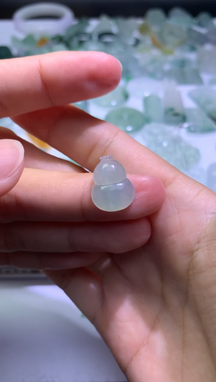 定制翡翠未镶嵌毛货