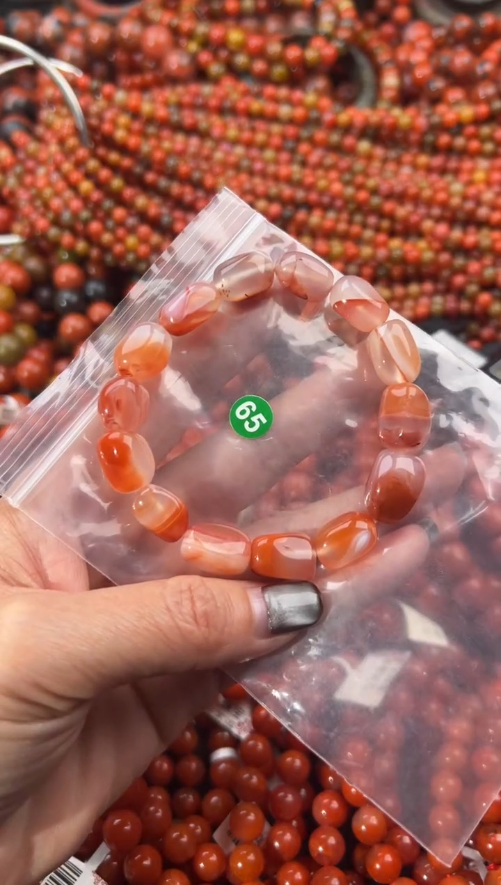 未镶嵌手串南红玛瑙1