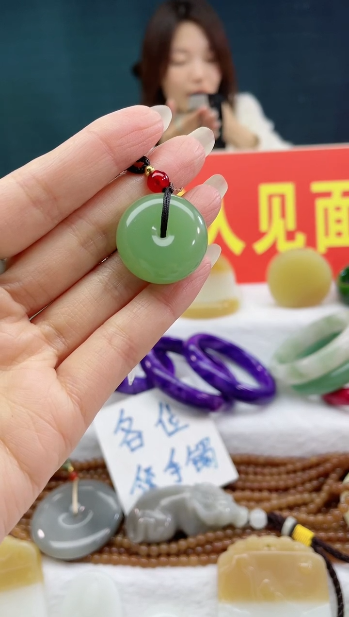 【闪购商品】玛瑙/玉髓颈饰合金1