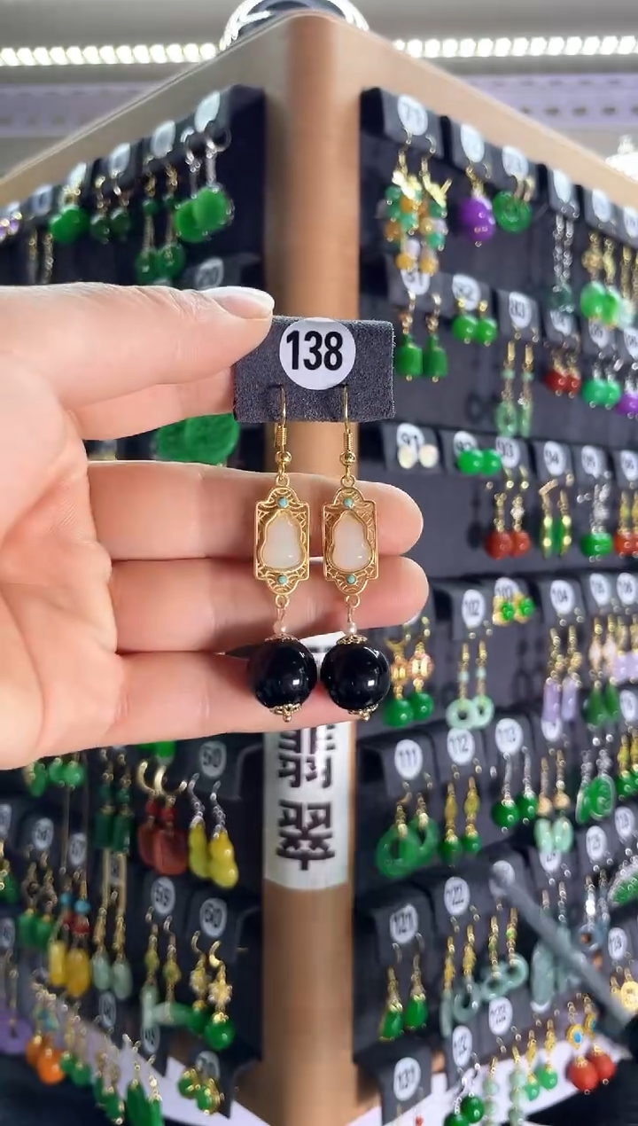 【闪购商品】和田玉（墨玉）耳饰银S925镶嵌138...