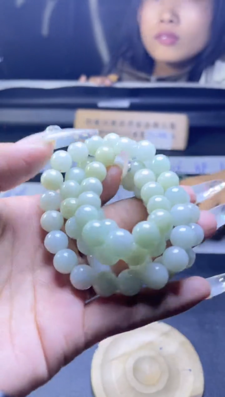 【闪购商品】定制翡翠未镶嵌珠串