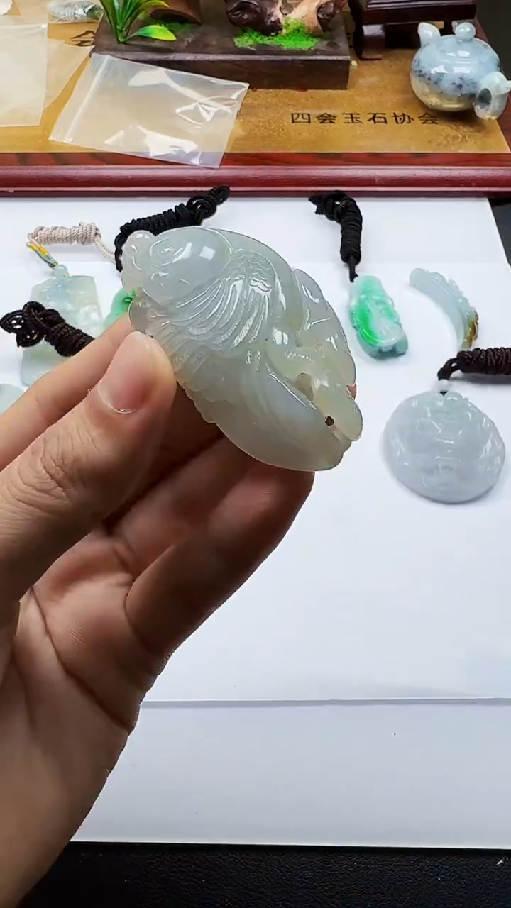 吊坠(不含链)未镶嵌翡翠1