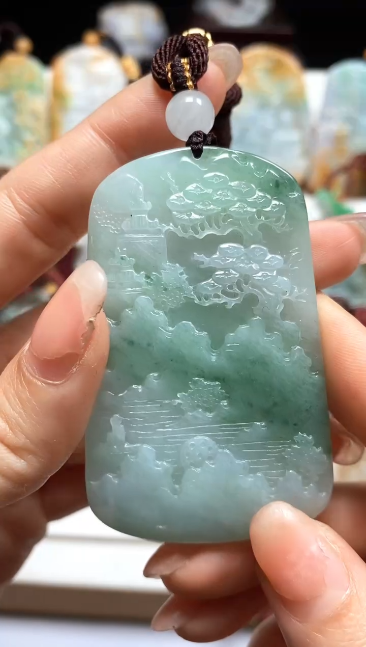 颈饰未镶嵌翡翠翡翠A货
