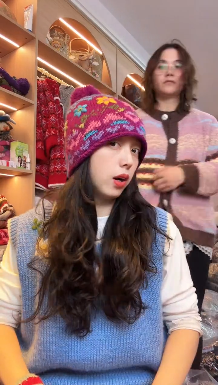 羊毛梅林不玫粉色刺绣帽